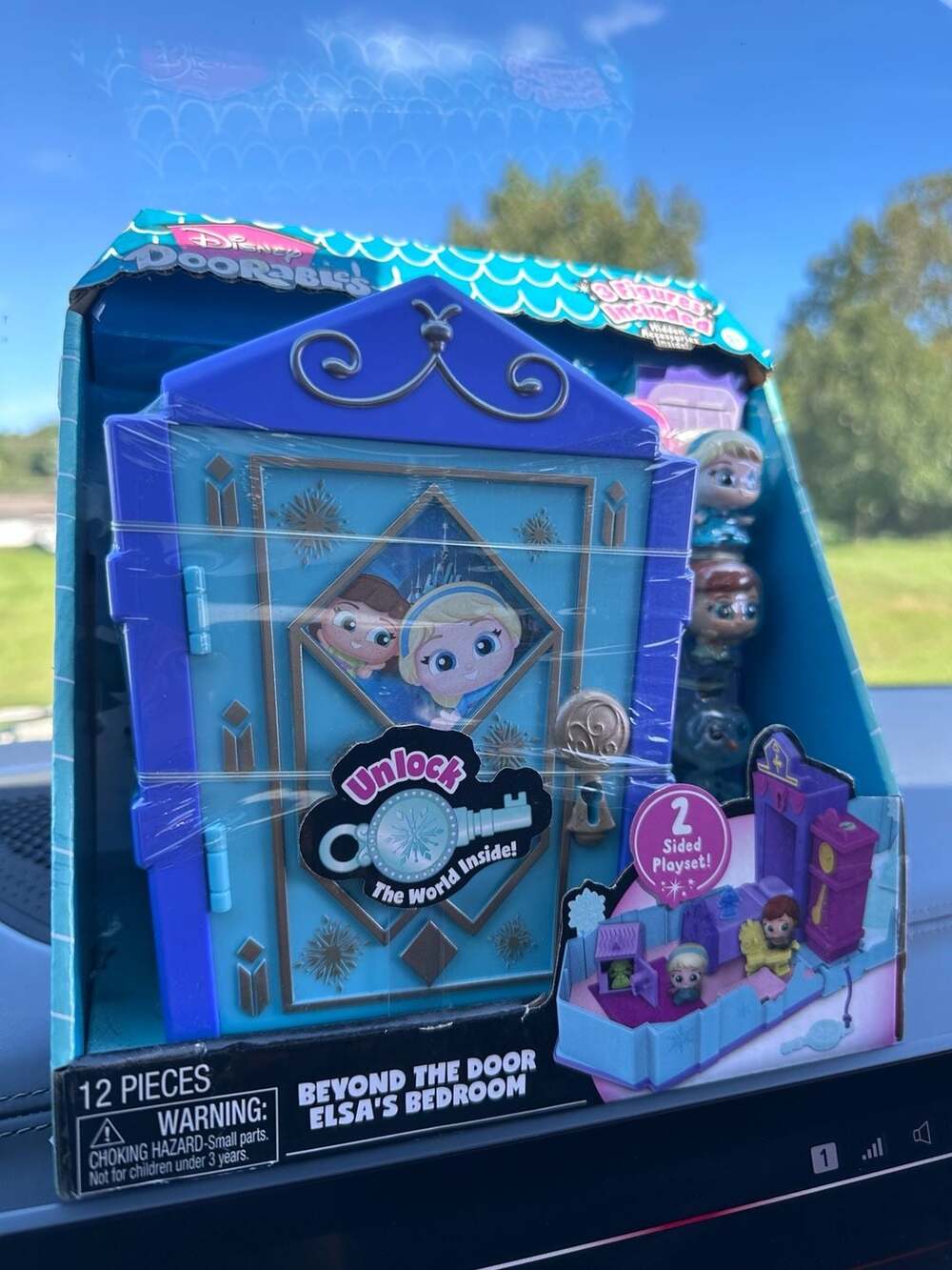 Disney Doorables Beyond The Door Elsa's Bedroom Playset New
